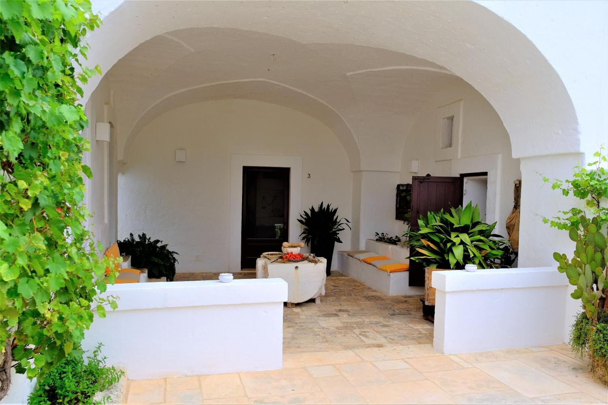 Masseria Stefanodelconte Torre Canne Exterior photo